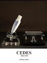 【smtb-kd】 【「CEDES MILANO」】 【「歯磨き粉絞り機」】 【「ファッショングッズ身だしなみグッズCEDES MILANO」】【「オールシーズン」】歯磨き粉絞り機 CEDES MILANO ced321402 商品説明 店主ミカ爺がイタリアで発注した、「CEDES MILANO/セデスミラノ」のラグジュアリーな歯磨き粉絞り機。 歯磨き絞り機に全霊を注ぎ込む程の洒落者が創り出す、男の真のラグジュアリー雑貨です。毎日使う物故に一度買えば永い長い年月で貴方にかならず恩返しをしてくれます。 この品々は「こんな物が世の中にある」的な驚きと物欲を皆様と分かち合えれば幸いとの気持ちで仕入れておりますので、2016年は採算度外視の現地価格にてご提供いたします。 ※画像2枚目のMARVIS(イタリアの歯磨き粉)を1つ無償でお付けいたします ▼ブランド紹介 イタリア・ミラノの高級雑貨ブランド「」「CEDES MILANO/セデスミラノ」。 真の男のラグジュアリーを表現したコレクションはバスルームグッズや衣装小物、旅行用品やテーブルウェア、ワイン関連に喫煙具等多岐に渡り、熟練の職人が手仕事によって丁寧にひとつづつ大切に作られています。 サイズ詳細 サイズ 9,5 x 7 x H5cm 商品情報 ブランド CEDES MILANO 品　名 歯磨き粉絞り機 品　番 ced321402 展開色 クリア 素　材 クロームメッキ アクリル 生産国 Italy シーズン 【「歯磨き粉絞り機」】