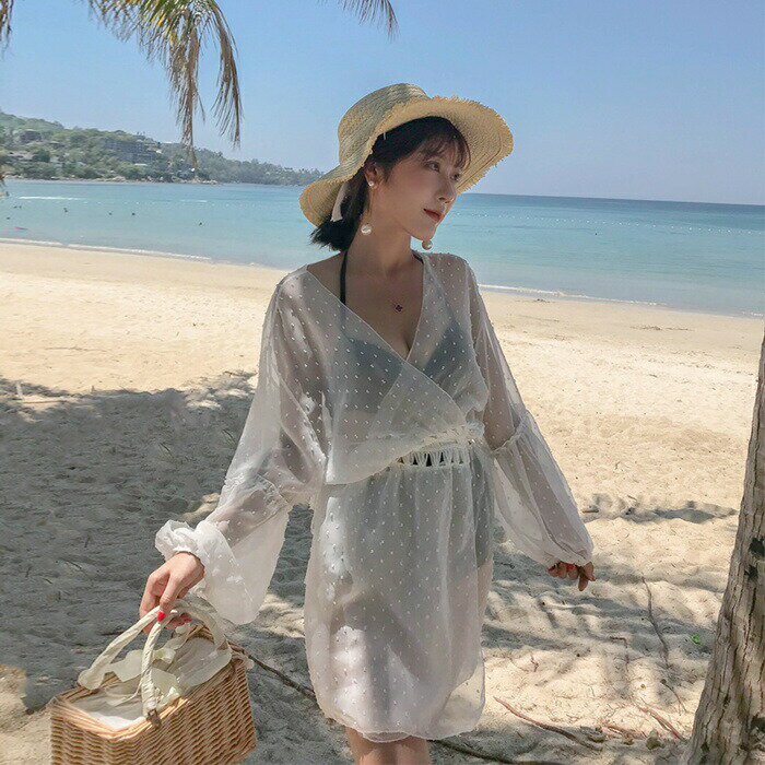 Rakuten - 水着の上に着る リゾート ポンチョ 体型カバー トップス uvカット パレオ ラッシュガード ビーチガウン レディースファッション コート セクシー 可愛い シースルー お洒落 オールインワン 海 ホワイト