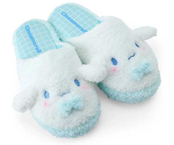 サンリオ シナモロール ぬいぐるみ マスコット スリッパ おまとめ売り 楽天市場】サンリオ シナモロール(スリッパ・ルームシューズ