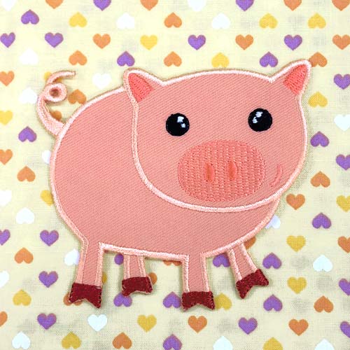 【在庫限り】【大きめ ワッペン】 ブタ　ぶた　約8cm×9cm（Pig）/アイロン接着OK