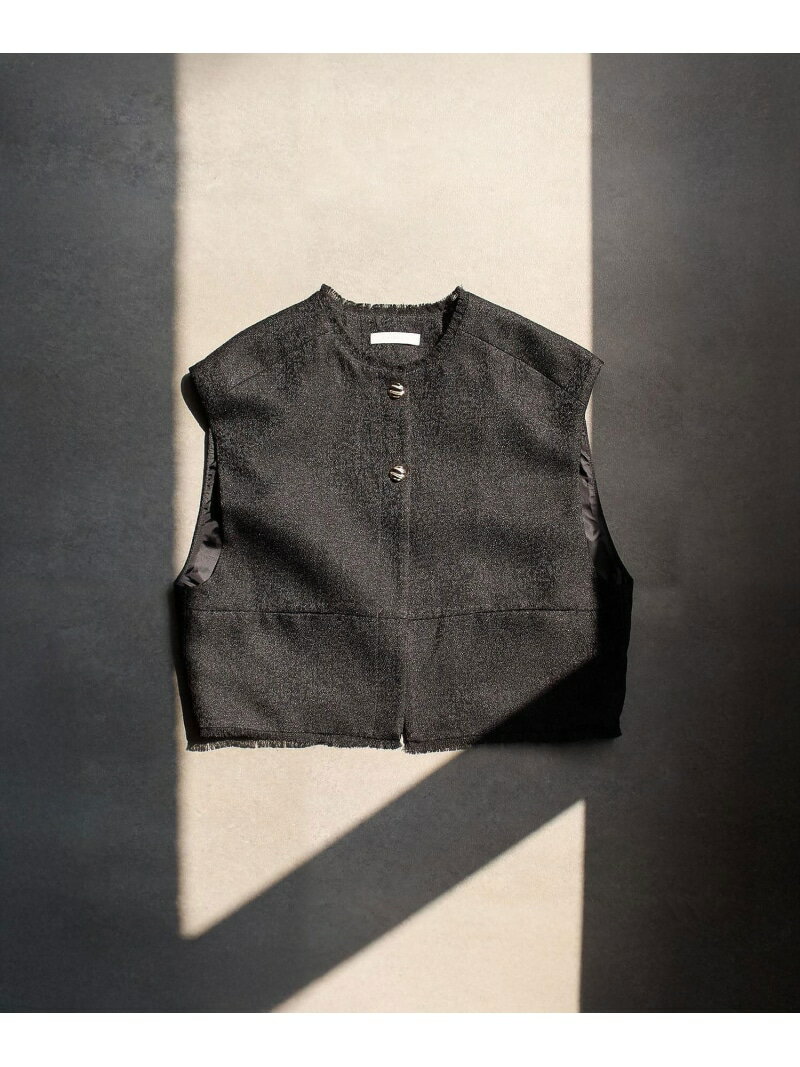 CHIGNON tweed short vest ROSE BUD ローズバッド ジャケット・アウター その他のジャケット・アウター ブラック ベージュ