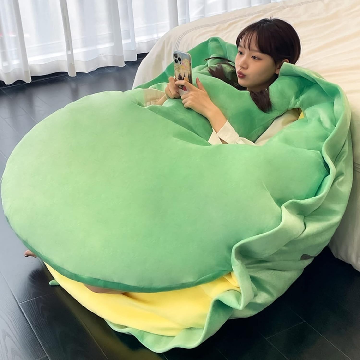 かめぬいぐるみ 抱き枕 大きい 着ぐるみ 亀 クッション 多機能 子供 大人兼用 ウミガメ 亀甲 着用可能 おもちゃ 海亀 カメ 動物 縫いぐるみ 子供 友達 贈り物 面ホワイトい いたずら 親友へのサムネイル