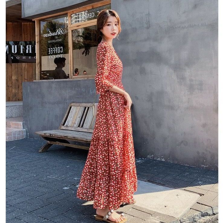 シフォンワンピース 花柄ワンピース 半袖 ワンピース vネック フレアレトロな雰囲気の花柄ワンピース　ロングワンピース　マキシ　レディース　膝下丈　ボタニカル柄　ドレス 2