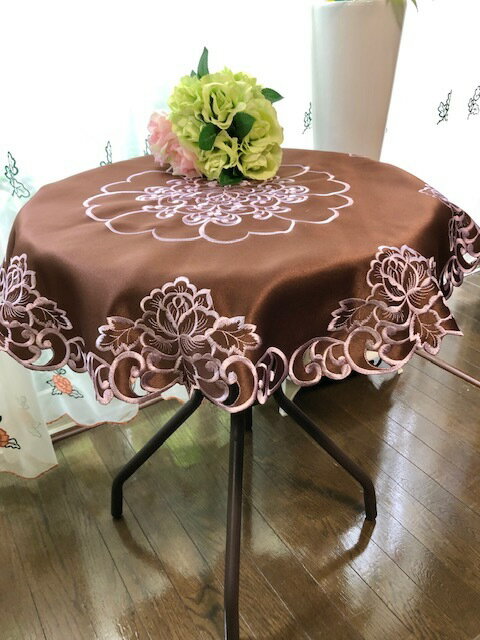 ブラウン≫カットワーク刺繍/85X85cm　　茶色　brown　円形　再入荷　　＃303