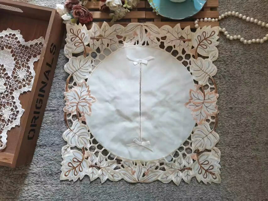 カットワーク 刺繡ティッシュカバー 26X12X4.5～cm カエデ刺繍 [2]