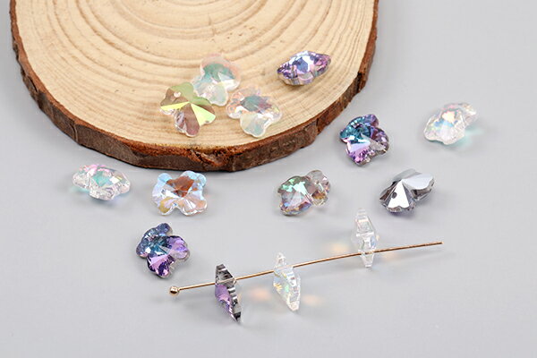 ガラスチャーム クマ Vカット 1穴 8×10mm