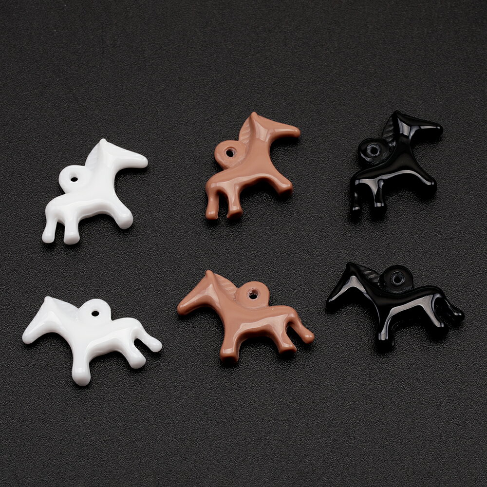 樹脂チャーム ポニー スリム うま ウマ 乗馬 動物 アニマル 馬チャーム 約15×20mm（6ヶ）