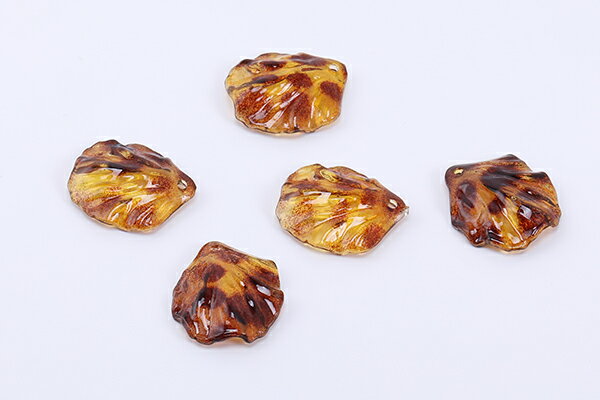 アクリルチャーム 花びら 1穴 17×20mm レオパート柄【10ヶ】