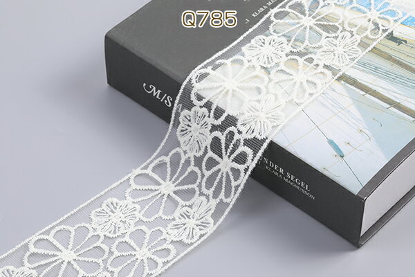 レース ラッセルレース 幅約7cm ベージュ（50cm）