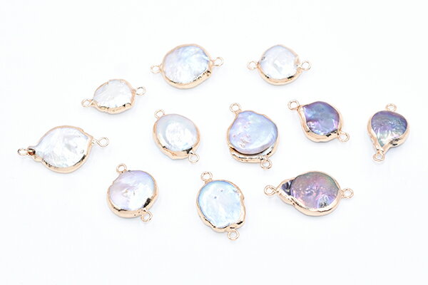 高品質淡水パールチャーム No.55 不規則コイン ゴールド 2カン付き【1ヶ】