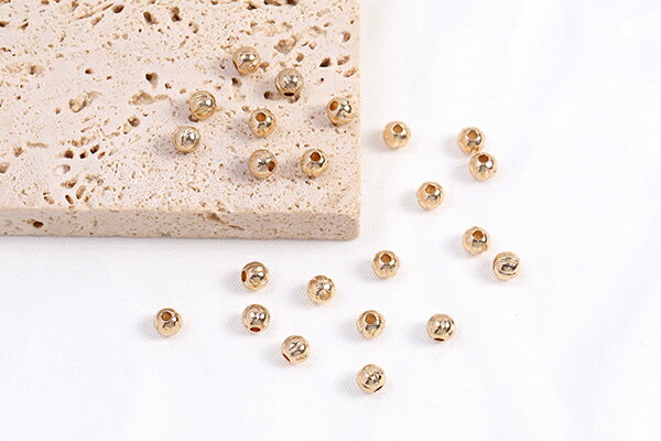 メタルビーズ 筋入り丸玉 4mm ゴールド（20ヶ）