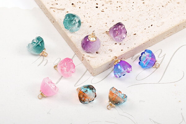 ガラスチャーム つぼみ 14×12.5mm グラデーションカラー