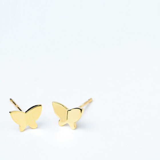Rakuten - クラシカル 蝶 モチーフ ピアス レディース 18金 バタフライ シンプル 幸運 お守り ピアス『mini butterfly』(ゴールド イエローゴールド 18k k18) ブランド 女性 彼女 人気 誕生日 記念日 プレゼント ギフト ジュエリー プッシュギフト 自分へのご褒美 母の日
