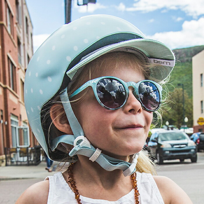 bern ヘルメット NINA ストライダー スケボー BMX ブレイブボード キックバイク 子供用 キッズ 子供 幼児用 男の子 女の子 孫 自転車 自転車用 入園祝い ペダルなし自転車 かっこいい かわいい 誕生日プレゼント お祝い おすすめ ブランド 人気