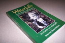 【古本】 Waterfalls of the White Mountains: 30 Trips to 100 Waterfalls - Bruce Bolnick (Countryman Pr) 【紙書籍】 9780881501605
