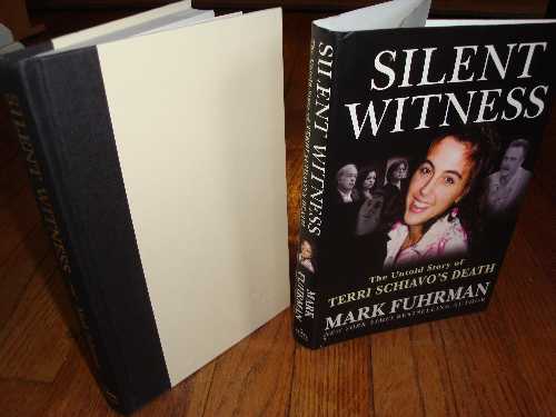 【古本】 Silent Witness: The Untold Story of Terri Schiavo's Death - Mark Fuhrman (William Morrow) 【紙書籍】 9780060853372