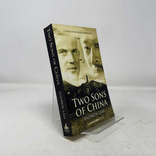 【古本】 Two Sons of China - Andrew Lam (Bondfire Books) 【紙書籍】 9781629213736