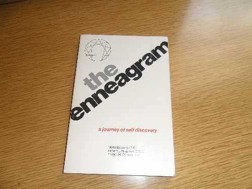 【古本】 Enneagram: A Journey of Self-Discovery - Maria Beesing (Dimension Books) 【紙書籍】 0871932148