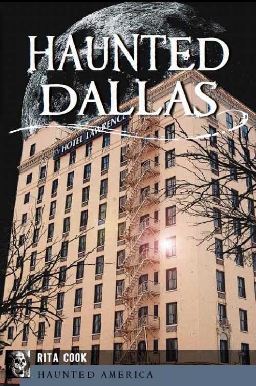 【古本】 Haunted Dallas - Rita Cook (The History Press) 【紙書籍】 9781609492014