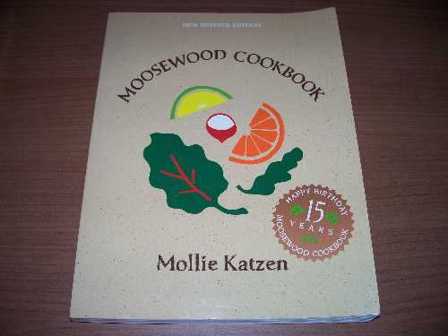 【古本】 Moosewood Cookbook (Revised) - Mollie Katzen (Ten Speed Press) 【紙書籍】 9780898154900