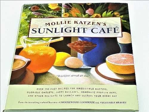 【古本】 Mollie Katzen's Sunlight Cafe - Mollie Katzen (Hachette Books) 【紙書籍】 9780786862696
