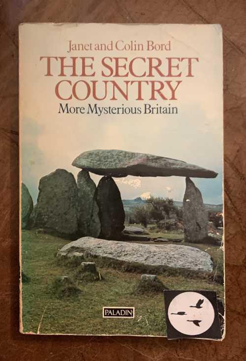 【古本】 The Secret Country: More Mysterious Britain - Colin Bord, Janet; Bord (Academy Chicago Pub) 【紙書籍】 9780586082676
