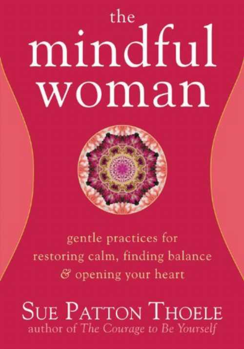 タイトル: Mindful Woman: Gentle Practices for Restoring Calm, Finding Balance, and Opening Your Heart著者: Sue Patton Thoele出版社: New Harbinger Publications出版日: 2008年04月01日古本ほぼ新品。傷みが少なく、しっかりと製本された、優れた、マークのないコピーです。リサイクル可能なアメリカ製の封筒で発送します。すべての注文に 100% 返金保証付き。Imagine a day in which you can be in the midst of chaos but maintain a clear head and sense of balance and focus and have your feet firmly planted on the ground. Even the busiest of women among us has the ability to embrace mindfulness and will reap the benefits of doing so! In this book, Sue Patton Thoele shows you how to incorporate mindfulness into your busy and dynamic life. The book's gentle and humorous approach makes it a practical and easily understood guide for those who are new to the practice of mindfulness as well as those who are already familiar with its gifts.The book offers over sixty-five simple and effective practices to help you embrace mindfulness one moment at a time. Filled with both the author's and other women's personal stories about the joys and hurdles that come with embracing mindful living, The Mindful Woman is a friend whose hand you can hold on the path toward being present in the moment. Finding your way will lead naturally to a more open heart, inner peace, and greater zest for life-a path well worth pursuing.I have been a fan of Sue Patton Thoele's gentle wisdom since her very first book. Here she takes on mindfulness in her typical wise and caring way. The Mindful Woman is a retreat in a book!-M.J. Ryan, author of This Year I Will..., Giving Thanks, and many other titles The Mindful Woman is a warm-hearted tour of many effective ways for a woman to feel more peaceful, focused, and happy in the middle of her busy life. Based on scientific research and its author's deep insights, it is comprehensive and caring...a wonderful book.-Rick Hanson, Ph.D., psychologist, board member of Spirit Rock Meditation Center, and author of Mother Nurture Sue Patton Thoele is a heart-filled and gifted wordsmith who draws you into an enchanted journey of personal growth in each of her books. The Mindful Woman may well be her crowning glory... and yours... so get ready for a big treat!-Bobbie Sandoz Merrill, MSW, author of Settle for More, Parachutes for Parents, and In the Presence of High BeingsSue Patton Thoele is the master of explicating real life and real people. In The Mindful Woman, she adds a new dimension: real thinking. Many books preach mindfulness, but this is the only one that makes it so simple that you fall into practicing it as you turn the pages. Thoele has surpassed even her early groundbreaking books tailored to women's needs. Here is the hallmark of a deeply intuitive writer who presents her message in gentle, non-judgmental, and attractively intimate prose.-Hugh Prather, author of Morning Notes, Notes to Myself, and Spiritual Notes to Myself Sue Patton Thoele's books have long been a guiding light for me. The Mindful Woman is warm, wise, and wonderful and has become a touchstone to which I turn for advice and clarity. Reading Sue Thoele has truly made a difference in my life and has made me more mindful of the happy, healthy woman I am becoming.-Brenda Knight, author of Wild Woman and Rituals for Life wise, witty, and wonderful guide to what eludes us most: peace of mind and heart in a turbulent world.-Janice Lynne Lundy, author of Your Truest Self This book now has a permanent place on my nightstand. The Mindful Woman does much more than inform the reader about mindfulness. Through tiny, sweet bites of easy practice, it transforms a thoughtful woman into a mindful woman. Sue Patton Thoele's tenderness toward her reader warms each page as she reveals her own slips and slides in finding the positive and pleasant view of every circumstance. -Cynthia Wall, LCSW, author of The Courage to Trust当店利用時のご注意・当店の商品は原則として、「個人輸入」としての取り扱いになり、アメリカ合衆国から直接お客様のもとへお届けいたします。商品の配送手続きのために、アメリカ合衆国の事業者へお客様の注文情報が提供されます。注文情報の提供について同意いただいた上でご注文ください。アメリカ合衆国の個人情報保護法制等について確認する場合は、こちらのページ「https://corp.rakuten.co.jp/privacy/data-transfers.html」をご参照ください。・関税・輸入消費税が課税される場合があります。・課税額はご注文時には確定しておらず、通関時に確定しますので、商品の受け取り時に着払いでお支払いください。・個人輸入される商品は、全てご注文者自身の「個人使用・個人消費（日本に居住する者に寄贈される物で、当該寄贈を受ける者の個人的な使用に供される場合を含みます。）」が前提となります。第三者への譲渡・転売が法令で禁止されるもの（医薬品、医薬部外品、化粧品等を含みますが、これに限られません。）もございますのでご注意下さい。・商品お届けまでに、10日間程度かかります。