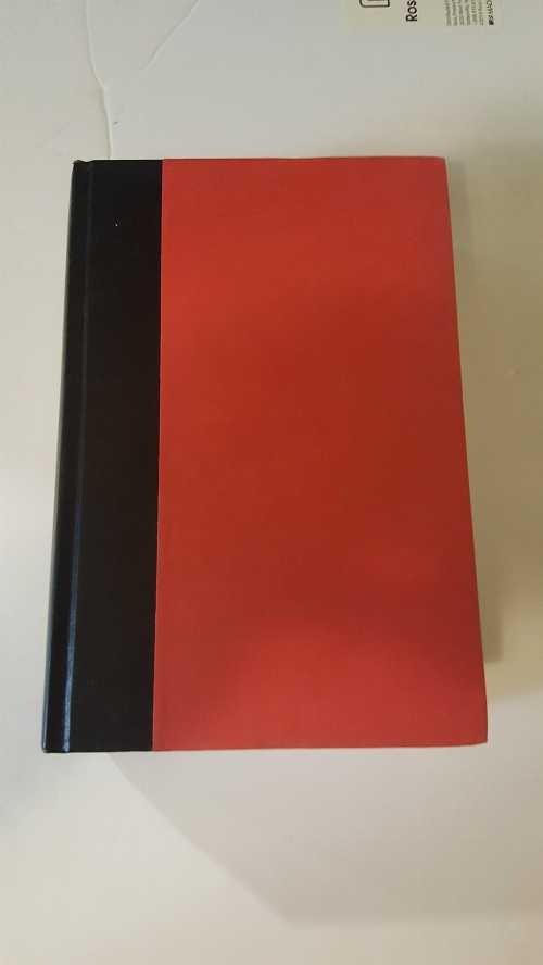  Paratrooper!: The Saga of Parachute & Glider Combat Troops-1914 to 1945 - Gerard M Devlin (St. Martin's Press)  0312596545