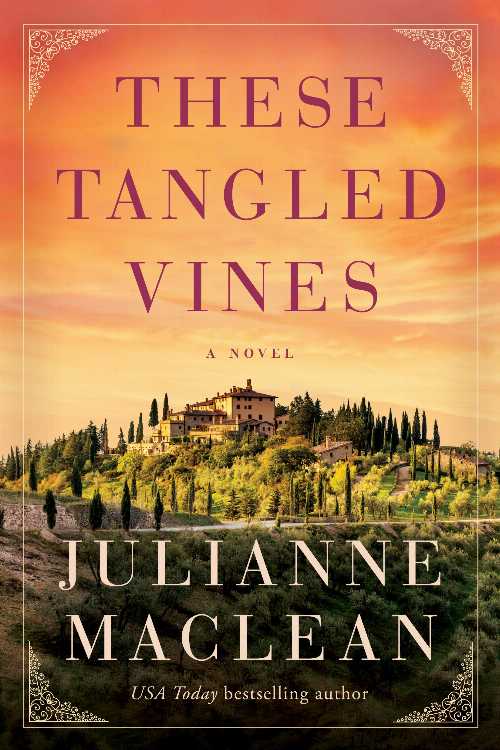  These Tangled Vines - Julianne MacLean (Lake Union Publishing)  9781542025393