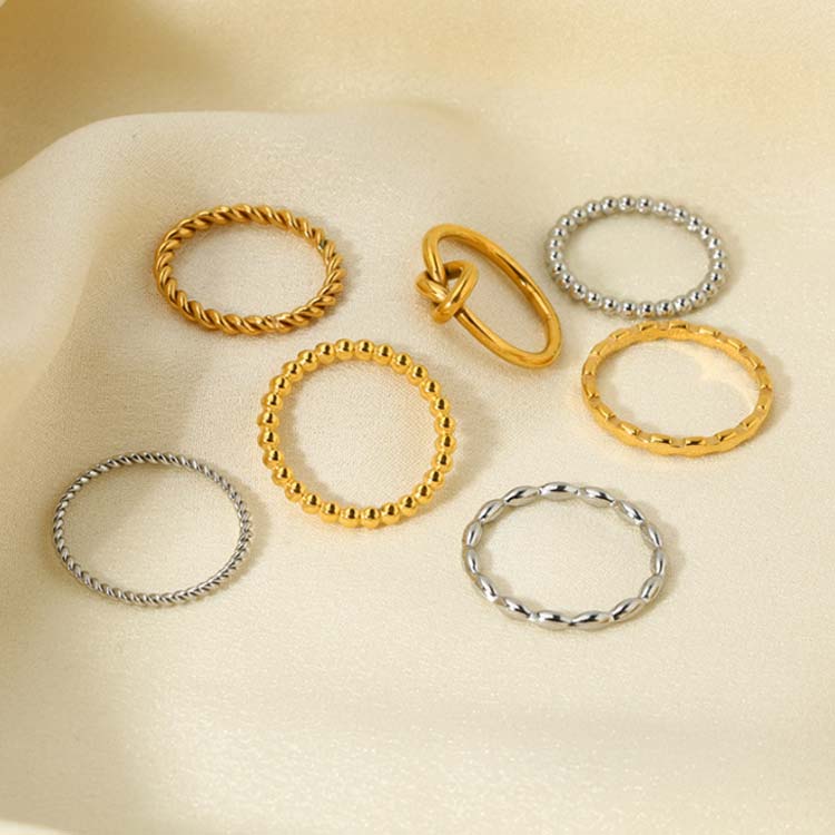 Route39の【2個セット】リング 指輪 7種類選べる 2mm 1.2mm 7mm ボール指輪 ボールリング マリッジリング ジオメトリ ステンレスリング ペアリング 重ねづけ 細め ジュエリー 男女兼用 レディース メンズ 大人可愛い シンプル｜アングル3