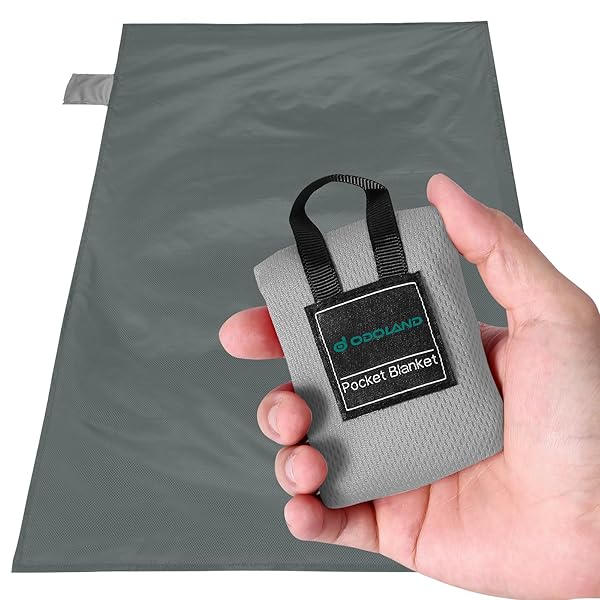 【送料無料】防水防砂 レジャーシート 70x110cm ビーチ ピクニックマット 一体収納袋付き 速乾 軽量 コンパクト 折りたたみ テント グランドシート（グレー）