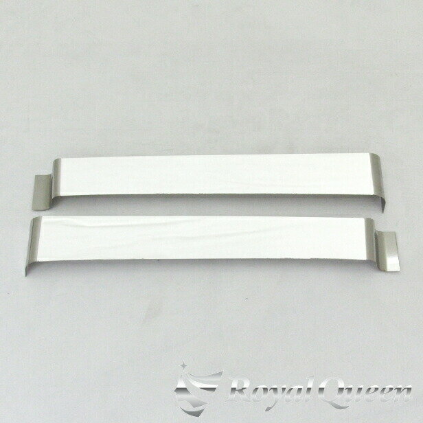 【在庫処分】【送料無料】【少し訳あり A UD TRUCKS 新型 パーフェクトクオン 17クオン/ ステップパネル タイプA-2 鏡面 #1000】UD クオ...