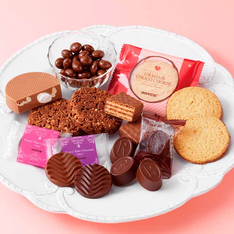 バレンタイン 2026期間中 抽選で1等最大100％ポイントバック【公式】 ROYCE' 【期間数量限定】ロイズスイートアソートメント[17個入]チョコレート ギフト プチギフト 個包装 詰め合わせ