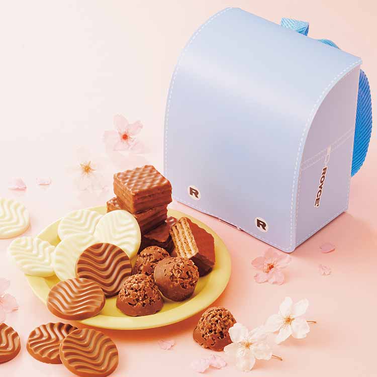 【公式】 ROYCE’ 【期間数量限定 春】 ロイズランドセル[ミズイロ] スイーツ お菓子 プチギフト プレゼント 入学 進学 お祝 小学校 チョコ チョコレート 詰め合わせのサムネイル