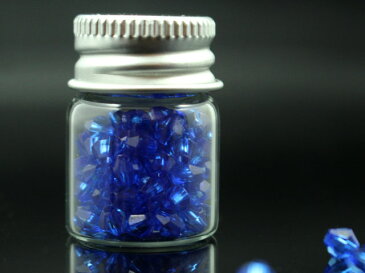 【送料無料】銀蓋付きガラス小瓶/ガラス容器/2.2×3.0cm/銀蓋タイプ)/直径22mm高さ30mm【100個】/瓶/ガラス瓶/ガラスビン/100個セット/蓋付小瓶/密封小瓶/ミニガラス瓶/ミニチュア小瓶/まとめ売り