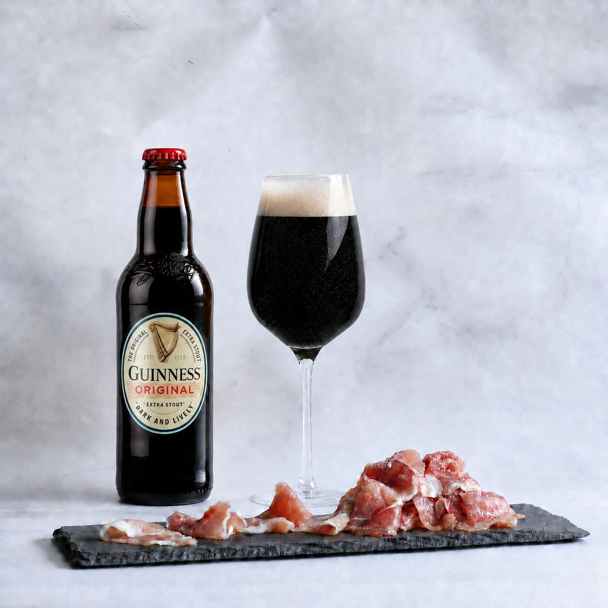 【父の日 ビール ワイン おつまみ ギフト】高級ビール 生ハム ギネス330ml モモ生ハム切り落とし100g 誕生日 お祝い お礼 プレゼント 冷蔵配送【カード選択可】