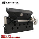 【 ジムニーシエラ 型式 JB74W 年式 H30/7- 】 ケンスタイル KENSTYLE 【 ACTIVE リアゲートキャリア ≪ スコップセット仕様 ≫】≪ スチール製 焼付シボ塗装 ≫≪ 本体重量 10Kg 耐荷重 約20Kg 付属品:スコップ本体/盗難防止ワイヤーフック/南京錠/アイボルト ≫