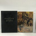 【中古】THE PHANTOM OF THE OPERA オペラ座の怪人 コレクターズ・エディション (初回限定生産) メディアファクトリー ジェラルド・バトラー 3枚組 DVD　SKU00L-240109013017001-000　jan　コンディション中古 - 良い　コンディション説明BOX・アウターケース・ポストカードブック付き。ディスク3枚組です。デジパックケースです。ディスク・ケースのセット販売です。その他の付属品はないもとのご理解下さい。盤面は良好です。BOXにスレ、ポストカードブックにヨレ、があります。※注意事項※■付録等の付属品がある商品の場合、記載されていない物は『付属なし』とご理解下さい。　送料宅配便コンパクト　商品説明【当店の商品詳細・付属品や状態はコンディション説明でご確認ください。こちらに記載がある場合は書籍本体・内容の説明や元の付属品の説明であり、当店の商品とは異なる場合があります。参考としてご覧ください。】　※※※※注意事項※※※※・配送方法は当店指定のものとなります。変更希望の場合は別途追加送料を頂戴します。・送料無料の商品については、当社指定方法のみ無料となります。・商品画像へ、表紙についているステッカーや帯等が映っている場合がありますが、中古品の為付属しない場合がございます。・写真内にある本・DVD・CDなど商品以外のメジャーやライター等のサイズ比較に使用した物、カゴやブックエンド等撮影時に使用した物は付属致しません。コンディション対応表新品未開封又は未使用ほぼ新品新品だがやや汚れがある非常に良い使用されているが非常にきれい良い使用感があるが通読に問題がない可使用感や劣化がある場合がある書き込みがある場合がある付属品欠品している場合がある難あり強い使用感や劣化がある場合がある強い書き込みがある場合がある付属品欠品している場合がある