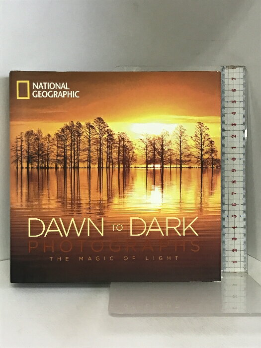 šNational Geographic Dawn to Dark Photographs: The Magic of Light N...