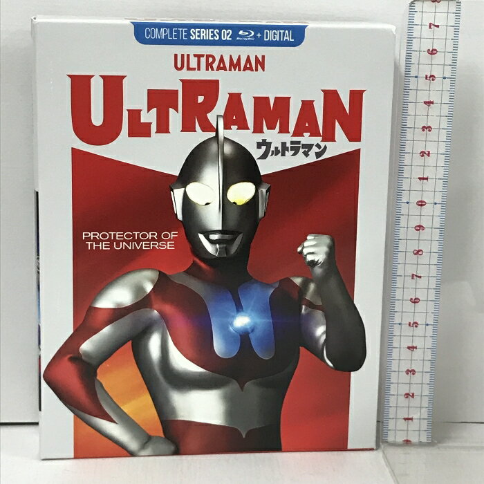【中古】輸入版 ULTRAMAN ウルトラマン DVD-BOX 全39話 6枚組 Blu-ray 円谷プロ　SKU05T-240327013044001-002　jan　コンディション中古 - 良い　コンディション説明輸入盤です。日本語表記はありません。ディスク6枚組です。アウターケース・ブックレット・ディスク・ケースのセット販売です。その他の付属品はないもとのご理解下さい。盤面は良好です。ケースにスレ、があります。※注意事項※■付録等の付属品がある商品の場合、記載されていない物は『付属なし』とご理解下さい。 ポイント消化 にご利用ください。　送料宅配便コンパクト　商品説明【当店の商品詳細・付属品や状態はコンディション説明でご確認ください。こちらに記載がある場合は書籍本体・内容の説明や元の付属品の説明であり、当店の商品とは異なる場合があります。参考としてご覧ください。】　※※※※注意事項※※※※・配送方法は当店指定のものとなります。変更希望の場合は別途追加送料を頂戴します。・送料無料の商品については、当社指定方法のみ無料となります。・商品画像へ、表紙についているステッカーや帯等が映っている場合がありますが、中古品の為付属しない場合がございます。・写真内にある本・DVD・CDなど商品以外のメジャーやライター等のサイズ比較に使用した物、カゴやブックエンド等撮影時に使用した物は付属致しません。コンディション対応表新品未開封又は未使用ほぼ新品新品だがやや汚れがある非常に良い使用されているが非常にきれい良い使用感があるが通読に問題がない可使用感や劣化がある場合がある書き込みがある場合がある付属品欠品している場合がある難あり強い使用感や劣化がある場合がある強い書き込みがある場合がある付属品欠品している場合がある