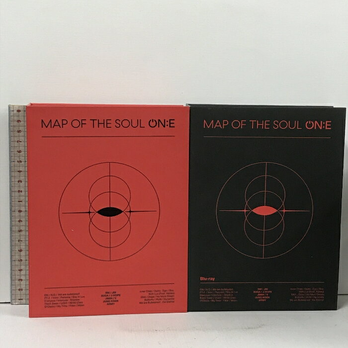 【中古】BTS MAP OF THE SOUL ON:E (DVDBOX+Blu-rayBOX) 2巻 セット 防弾少年団 6枚組 Blu-ray+DVD K-POP 韓流　SKU05T-240328013003001-000　jan　コンディション中古 - 良い　コンディション説明ディスク6枚組です。BOX・ブックレット・ポストカードセット・フォトスタンド・フォトチケットセット・フォトカード・ディスク・ケースのセット販売です。その他の付属品はないもとのご理解下さい。盤面に多少のスレ、キズ、BOXスレ、多少の傷み、があります。※注意事項※■付録等の付属品がある商品の場合、記載されていない物は『付属なし』とご理解下さい。 ポイント消化 にご利用ください。　送料ゆうパック　商品説明【当店の商品詳細・付属品や状態はコンディション説明でご確認ください。こちらに記載がある場合は書籍本体・内容の説明や元の付属品の説明であり、当店の商品とは異なる場合があります。参考としてご覧ください。】　※※※※注意事項※※※※・配送方法は当店指定のものとなります。変更希望の場合は別途追加送料を頂戴します。・送料無料の商品については、当社指定方法のみ無料となります。・商品画像へ、表紙についているステッカーや帯等が映っている場合がありますが、中古品の為付属しない場合がございます。・写真内にある本・DVD・CDなど商品以外のメジャーやライター等のサイズ比較に使用した物、カゴやブックエンド等撮影時に使用した物は付属致しません。コンディション対応表新品未開封又は未使用ほぼ新品新品だがやや汚れがある非常に良い使用されているが非常にきれい良い使用感があるが通読に問題がない可使用感や劣化がある場合がある書き込みがある場合がある付属品欠品している場合がある難あり強い使用感や劣化がある場合がある強い書き込みがある場合がある付属品欠品している場合がある