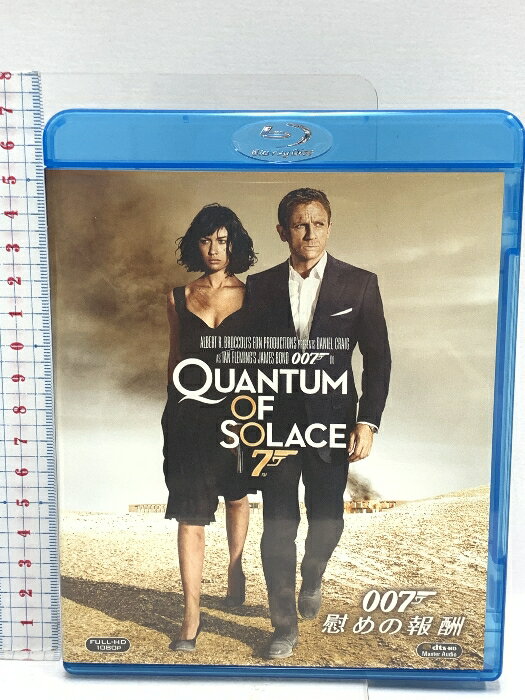 【中古】007／慰めの報酬 20世紀フォックスホームエンターテイメント ダニエル・クレイグ Blu-ray　SKU05Y-250204016024001-000　jan　コンディション中古 - 可　コンディション説明バーコードがありません。番号「MB-39107A」の商品です。発売元は「20世紀フォックスホームエンターテイメント」です。ブックレット・ディスク・ケースのセット販売です。その他の付属品はないもとのご理解下さい。盤面にスレ、キズ、ケースにスレ、キズ、があります。※注意事項※■付録等の付属品がある商品の場合、記載されていない物は『付属なし』とご理解下さい。 ポイント消化 にご利用ください。　送料ゆうメール　商品説明【当店の商品詳細・付属品や状態はコンディション説明でご確認ください。こちらに記載がある場合は書籍本体・内容の説明や元の付属品の説明であり、当店の商品とは異なる場合があります。参考としてご覧ください。】シリーズ最大最高のアクション！　全世界で記録を塗りかえた最強スパイアクション最新作!!傷ついた心が、共鳴する。映画の言葉 強い者ほど強敵を持つ”＜キャスト＆スタッフ＞ジェームズ・ボンド…ダニエル・クレイグ（小杉十郎太）カミーユ…オルガ・キュリレンコ（佐古真弓）ドミニク・グリーン…マチュー・アマルリック（家中 宏）M…ジュディ・デンチ（此島愛子）監督：マーク・フォースター製作：マイケル・G・ウィルソン／バーバラ・ブロッコリ脚本：ポール・ハギス／ニール・パーヴィス／ロバート・ウェイド●字幕翻訳：戸田奈津子　●吹替翻訳：松崎広幸＜ストーリー＞初めて愛した女・ヴェスパーを失ったジェームズ・ボンドは、ヴェスパーを操っていたミスター・ホワイトを尋問し、背後にいる組織の存在を知る。早速捜査のためにハイチへと跳び、知り合った美女カミーユを通じて、組織の幹部であるグリーンに接近。環境関連会社のCEOを務める男だが、裏ではボリビアの政府転覆と天然資源の支配を目論んでいるのだった。ボンドは復讐心を胸に秘めながら、グリーンの計画阻止に動くが……。＜ポイント＞●全世界・・・　※※※※注意事項※※※※・配送方法は当店指定のものとなります。変更希望の場合は別途追加送料を頂戴します。・送料無料の商品については、当社指定方法のみ無料となります。・商品画像へ、表紙についているステッカーや帯等が映っている場合がありますが、中古品の為付属しない場合がございます。・写真内にある本・DVD・CDなど商品以外のメジャーやライター等のサイズ比較に使用した物、カゴやブックエンド等撮影時に使用した物は付属致しません。コンディション対応表新品未開封又は未使用ほぼ新品新品だがやや汚れがある非常に良い使用されているが非常にきれい良い使用感があるが通読に問題がない可使用感や劣化がある場合がある書き込みがある場合がある付属品欠品している場合がある難あり強い使用感や劣化がある場合がある強い書き込みがある場合がある付属品欠品している場合がある