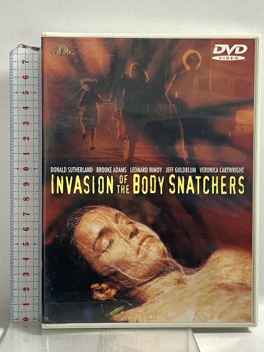 【中古】SF/ボディ・スナッチャー Invasion of the Body Snatchers ワーナーホームビデオ ドナルド・サザーランド DVD　SKU05H-260331020023001-003　jan　コンディション中古 - 可　コンディション説明チャプターリスト・ディスク・ケースのセット販売です。その他の付属品はないもとのご理解下さい。盤面に多少のスレ、ケースにスレ、があります。※注意事項※■付録等の付属品がある商品の場合、記載されていない物は『付属なし』とご理解下さい。 ポイント消化 にご利用ください。　送料ゆうメール　商品説明【当店の商品詳細・付属品や状態はコンディション説明でご確認ください。こちらに記載がある場合は書籍本体・内容の説明や元の付属品の説明であり、当店の商品とは異なる場合があります。参考としてご覧ください。】　※※※※注意事項※※※※・配送方法は当店指定のものとなります。変更希望の場合は別途追加送料を頂戴します。・送料無料の商品については、当社指定方法のみ無料となります。・商品画像へ、表紙についているステッカーや帯等が映っている場合がありますが、中古品の為付属しない場合がございます。・写真内にある本・DVD・CDなど商品以外のメジャーやライター等のサイズ比較に使用した物、カゴやブックエンド等撮影時に使用した物は付属致しません。コンディション対応表新品未開封又は未使用ほぼ新品新品だがやや汚れがある非常に良い使用されているが非常にきれい良い使用感があるが通読に問題がない可使用感や劣化がある場合がある書き込みがある場合がある付属品欠品している場合がある難あり強い使用感や劣化がある場合がある強い書き込みがある場合がある付属品欠品している場合がある