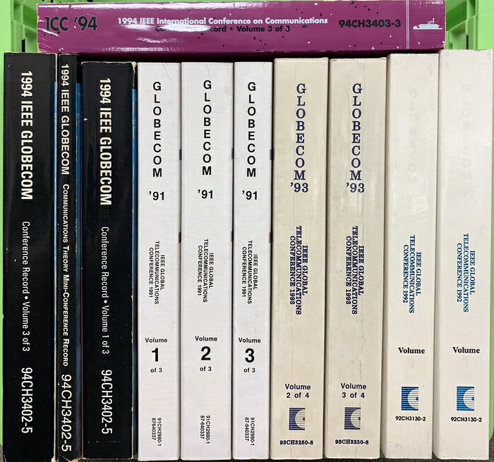 【中古】洋書関係 まとめて11冊セット 不揃い IEEE GLOBECOM 1991年から1994年 通信会議 カンファレンス　SKUDAA-260916020001001-000　jan　コンディション中古 - 難あり　コンディション説明まとめて11冊セット。※同系書籍のおまとめ販売となります。※大量のセットですので、難あり商品が混じる事をご理解の上ご購入ください。※写真をご確認の上ご購入下さい。※タイトルにそぐわない書籍がある場合があります。※大量セットのため数え間違いがある場合があります。※かぶりがある場合があります。※一冊ずつ細かくチェックは行っておりませんので書き込み、値札貼り付け、破れ、水濡れ等がある場合があります。※バラ売りは行っておりません。※ ポイント消化 にご利用ください。※中身は選べません。除籍本です。管理ラベル・印、除籍印が表紙・天地小口・表題ページにあるものとご理解下さい。スレ、ヨレ、ヤケ、シミ、傷み、角の折り込み、折れ目、があります。本を読むことに支障はございません。※注意事項※■商品・状態はコンディションガイドラインに基づき、判断・出品されております。■付録等の付属品がある商品の場合、記載されていない物は『付属なし』とご理解下さい。※ ポイント消化 にご利用ください。　送料飛脚宅急便　商品説明【当店の商品詳細・付属品や状態はコンディション説明でご確認ください。こちらに記載がある場合は書籍本体・内容の説明や元の付属品の説明であり、当店の商品とは異なる場合があります。参考としてご覧ください。】　※※※※注意事項※※※※・配送方法は当店指定のものとなります。変更希望の場合は別途追加送料を頂戴します。・送料無料の商品については、当社指定方法のみ無料となります。・商品画像へ、表紙についているステッカーや帯等が映っている場合がありますが、中古品の為付属しない場合がございます。・写真内にある本・DVD・CDなど商品以外のメジャーやライター等のサイズ比較に使用した物、カゴやブックエンド等撮影時に使用した物は付属致しません。コンディション対応表新品未開封又は未使用ほぼ新品新品だがやや汚れがある非常に良い使用されているが非常にきれい良い使用感があるが通読に問題がない可使用感や劣化がある場合がある書き込みがある場合がある付属品欠品している場合がある難あり強い使用感や劣化がある場合がある強い書き込みがある場合がある付属品欠品している場合がある