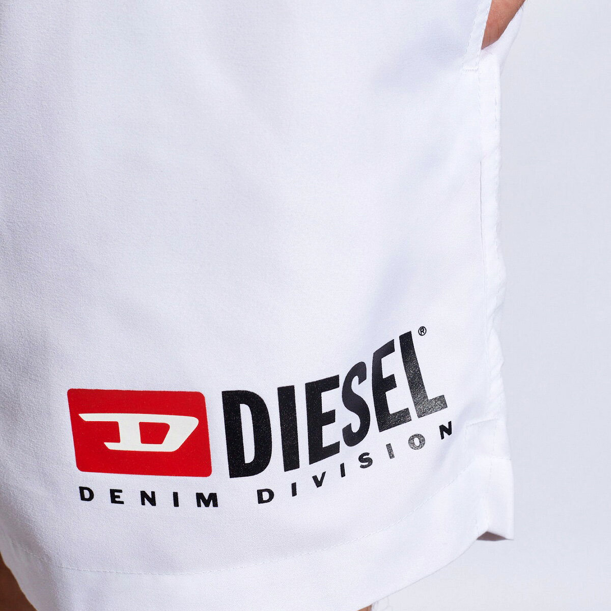2 DIESEL ディーゼル A13161 0INAC ホワイト 海パン 水着 スイムウェア パンツ