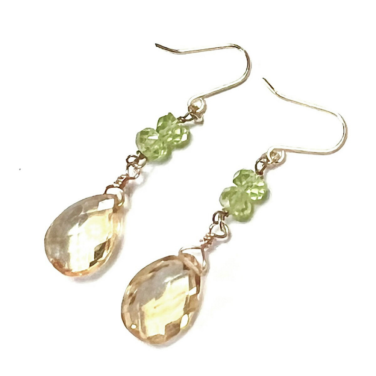 K18ピアスシトリンドロップペリド...