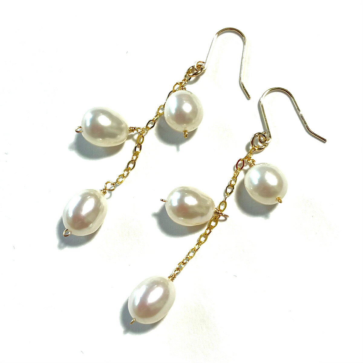 Rakuten - K18 パール ピアス イヤリング 淡水真珠 ロング リリーベルタイプ フックピアス 大ぶり K18YG 18金イエローゴールド 誕生石 チャーム イヤリング 加工可 18K 人気 ギフト 誕生日 バースデー プレゼント 結婚記念日 お祝い クリスマス ホワイトデー 母の日 彼女 贈り物