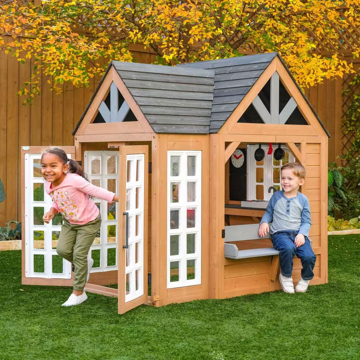 Kidkraft「アトリウムプレイハウス」木製大型プレイハウス　屋外遊具/大型/ベンチ/キッチン/組立式/キッドクラフト