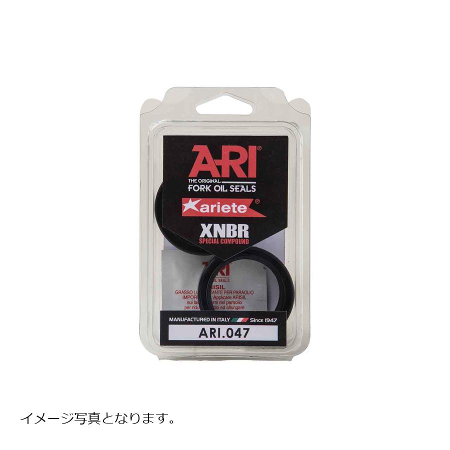 メーカー名：アリートメーカー品番：ARI.038通常フォークオイルシールにはNBRという素材が使われていますが、NBRよりさらに適した素材があります。それが『XNBR』です。高いシール性も持つこの素材は、対磨耗性でNBRの約3倍、対破断性では約1.5倍の性能を持ち合わせています販売備考：純正品番:[BSA:97-4001/TRIUMPH:97-4001/]加工[有/無]：無材質：XNBR(Carboxylated Nitrile Rubber)タイプ：TCY内容量：2個（1台分）付属品：フォークシールグリス外径：49.21内径：33.34フォーク径：φ33.34mm高さ：12.7 to 17.5型番：ARI.038使用上の注意：※海外仕向車輌を基に適合情報を記載しております。仕向地によりFRフォークが事なる場合がありますので、必ず現車確認を行い必要な寸法をお求めください。