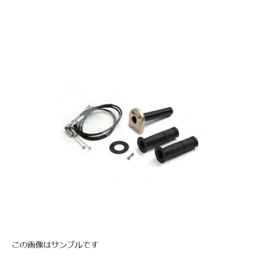 メーカー名：アクティブメーカー品番：1067185販売備考：スロットルKIT [ホルダー:TYPE-3 T-GLD] 巻取φ40 [メッキ金具] TMR用 700mm●TDMRキャブレターには装着できません。厚み：ホルダー：17.5巻き取り径：40ワイヤー長：700タイプ：TYPE-3色[カラー]：チタンゴールド◆アクティブ スロットルキットは、6サイズのインナーパイプ(TYPE-2は4サイズ)のチョイスで、乗りやすさの要となるアクセル操作のセッティングを可能にします◆巻取径を大きくして、少ない手首の返しで瞬時にワイドオープンさせる仕様もよし、逆に小さくして、より繊細なコントロール性能を得るもよし◆あなたのバイクスタイルに合ったスロットルを手に入れてください◆ワイヤー：メッキ金具700mm◆インナー巻取径：φ40◆ホルダーカラー：Tゴールド※ご注意ください※・TDMRキャブレターには装着できません